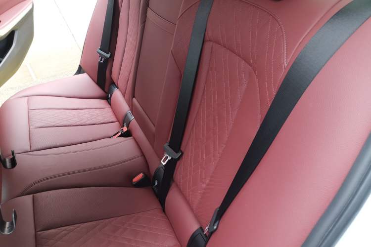 Used BMW 3 Series 2022 320Li M Sport Package Left Rear Seat