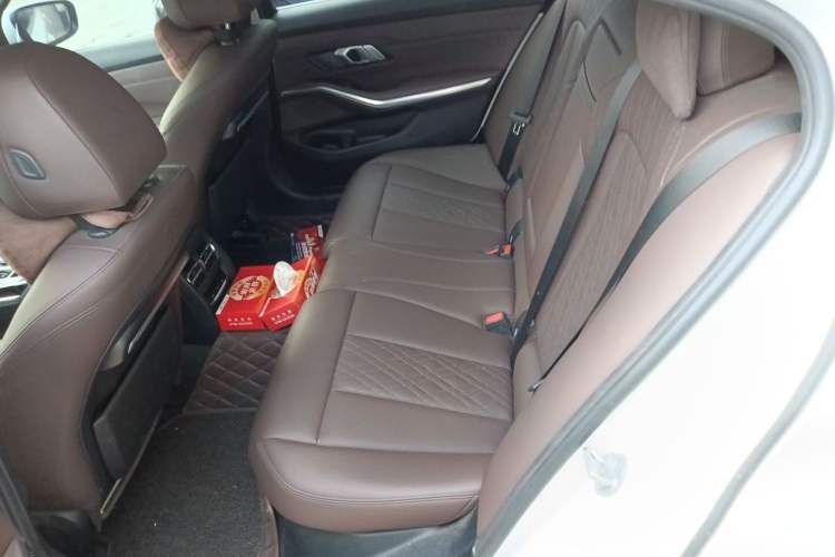 Used BMW 3 Series 2022 320Li M Sport Package Left Rear Seat