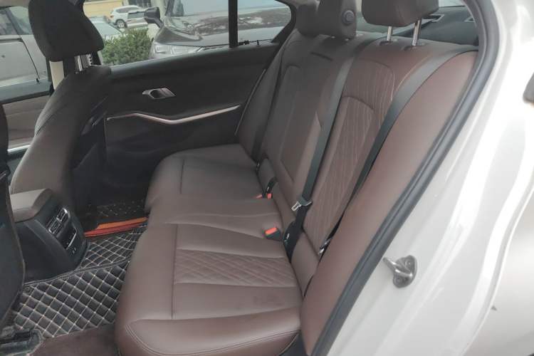 Used BMW 3 Series 2022 325Li M Sport Package Left Rear Seat