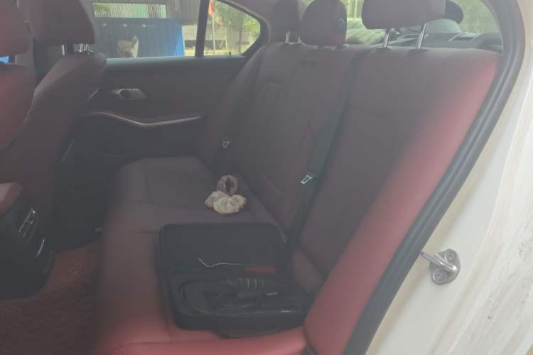 Used BMW 3 Series 2022 325i M Sport Package Left Rear Seat