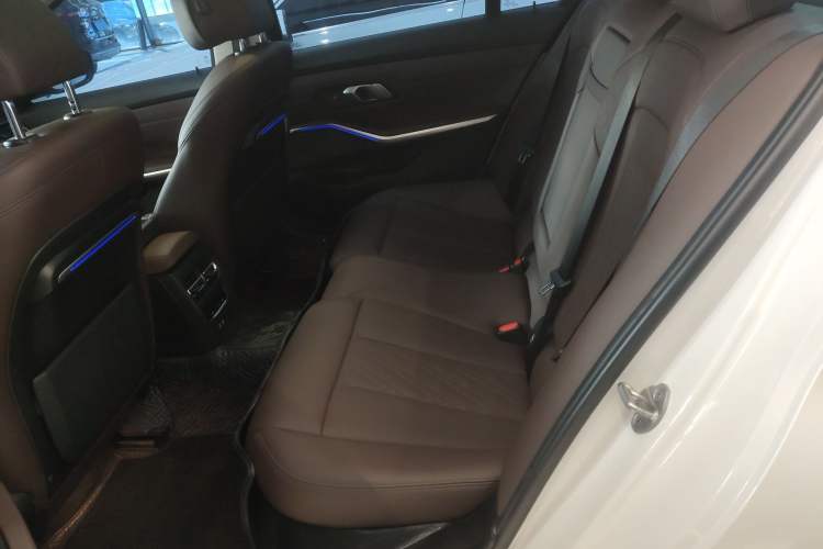 Used BMW 3 Series 2022 330Li xDrive M Sport Night Edition Package Left Rear Seat