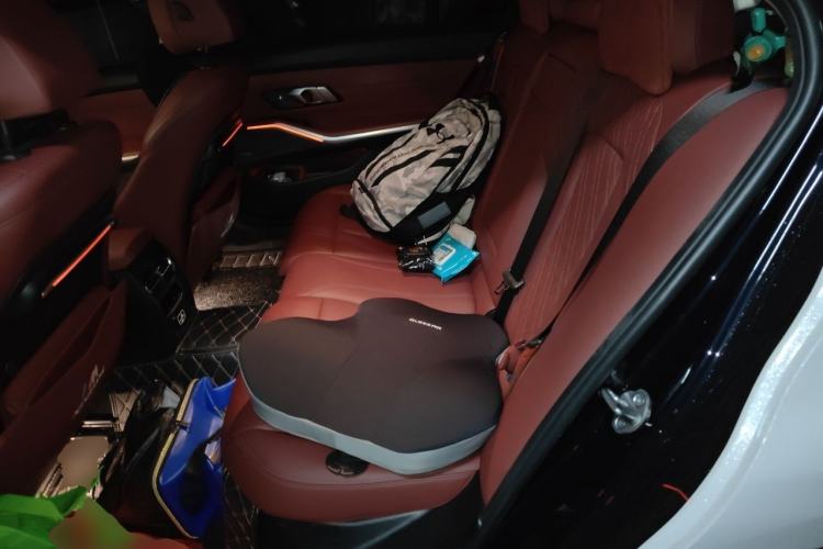 Used BMW 3 Series 2022 325Li M Sport Night Edition Package Left Rear Seat