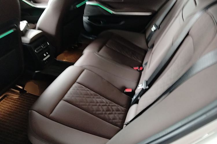 Used BMW 3 Series 2022 330Li xDrive M Sport Night Edition Package Left Rear Seat
