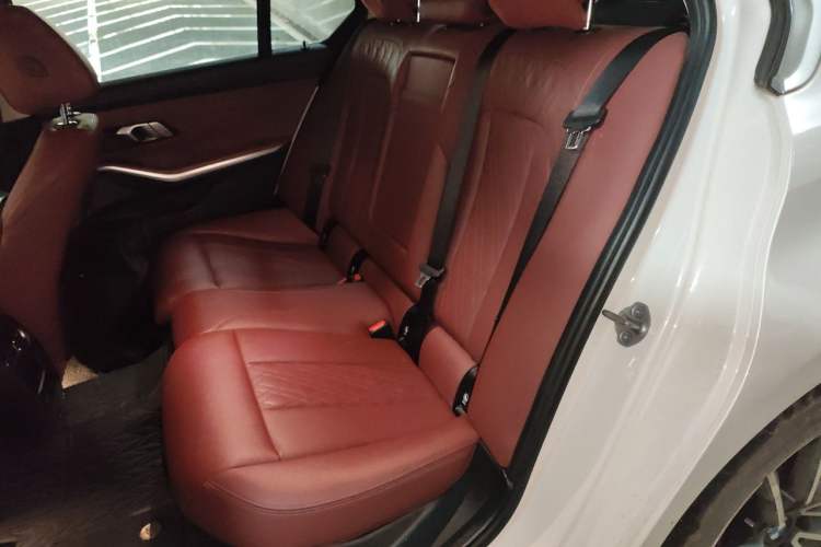 Used BMW 3 Series 2022 320Li M Sport Package Left Rear Seat