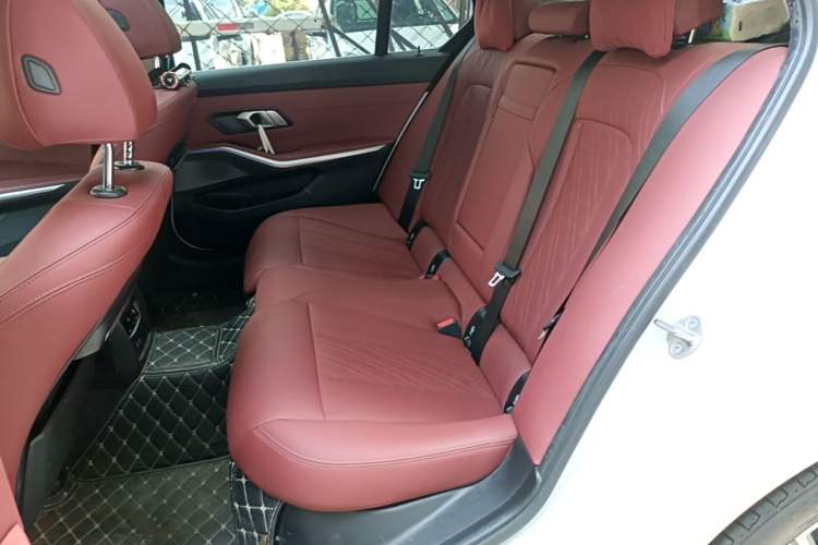 Used BMW 3 Series 2022 325Li M Sport Package Left Rear Seat