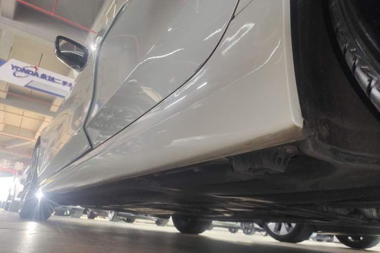 Used BMW 3 Series 2022 Updated 325Li M Sport Package Left Side Sill