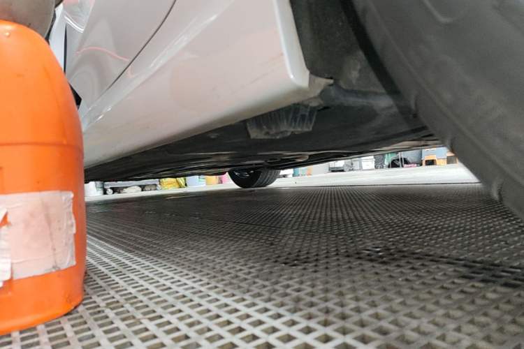 Used BMW 3 Series 2022 Updated 325i M Sport Package Left Side Sill