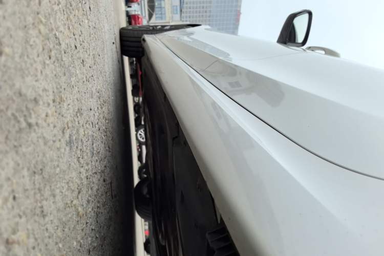 Used BMW 3 Series 2022 325Li M Sport Night Edition Package Left Side Sill