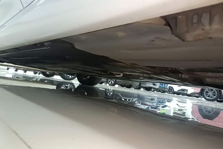 Used BMW 3 Series 2022 Updated 325i M Sport Package Left Side Sill