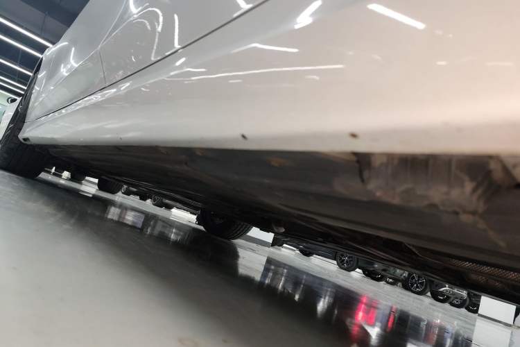 Used BMW 3 Series 2022 330Li xDrive M Sport Night Edition Package Left Side Sill