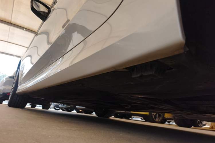 Used BMW 3 Series 2022 Updated 320i Sport Package Left Side Sill