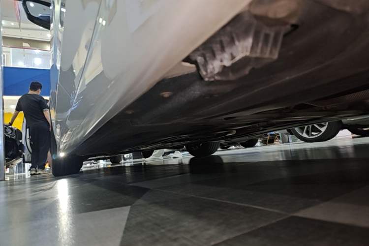 Used BMW 3 Series 2022 Updated 325Li M Sport Package Left Side Sill