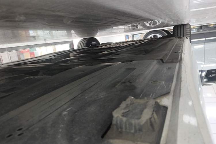 Used BMW 3 Series 2022 325Li M Sport Package Left Side Sill