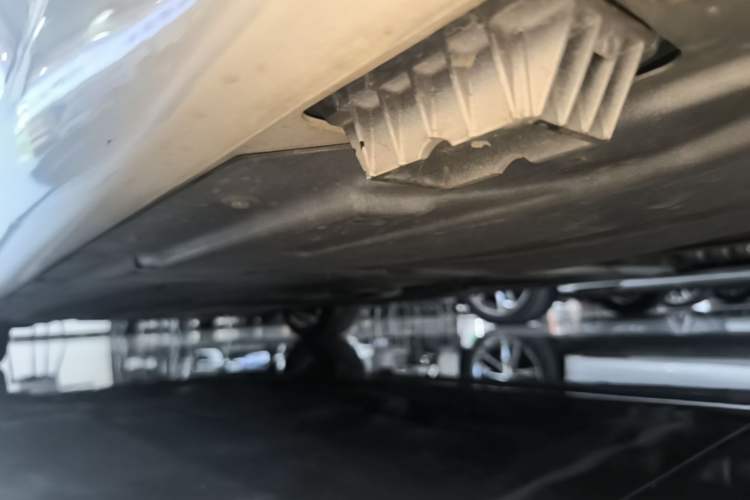 Used BMW 3 Series 2022 Updated 325Li M Sport Package Left Side Sill