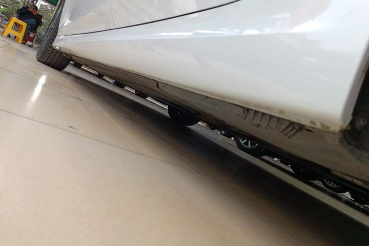 Used BMW 3 Series 2022 325Li M Sport Night Edition Package Left Side Sill