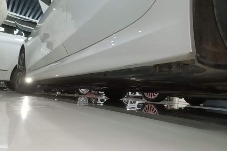 Used BMW 3 Series 2022 325Li M Sport Package Left Side Sill