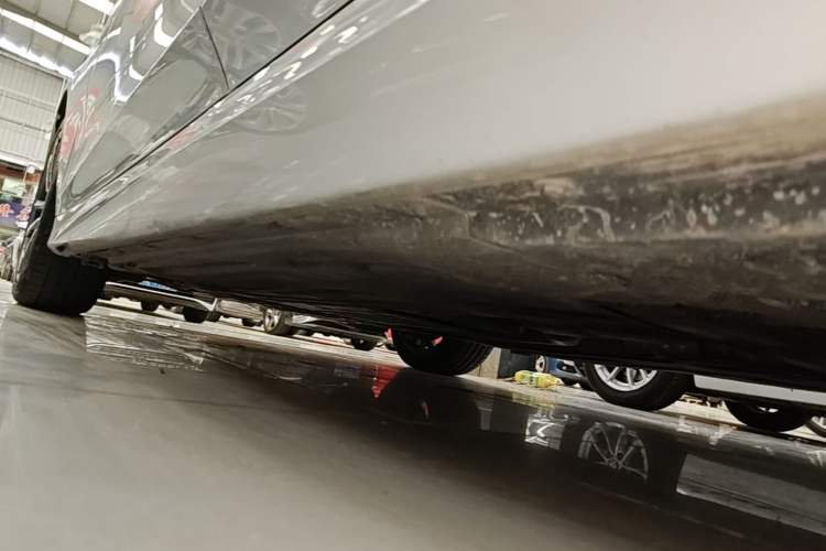 Used BMW 3 Series 2022 325Li M Sport Package Left Side Sill