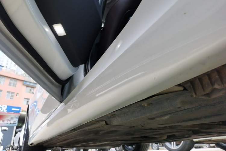 Used BMW 3 Series 2022 325Li M Sport Package Left Side Sill