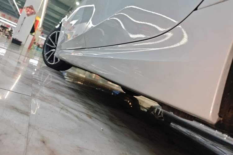 Used BMW 3 Series 2022 320Li M Sport Package Left Side Sill