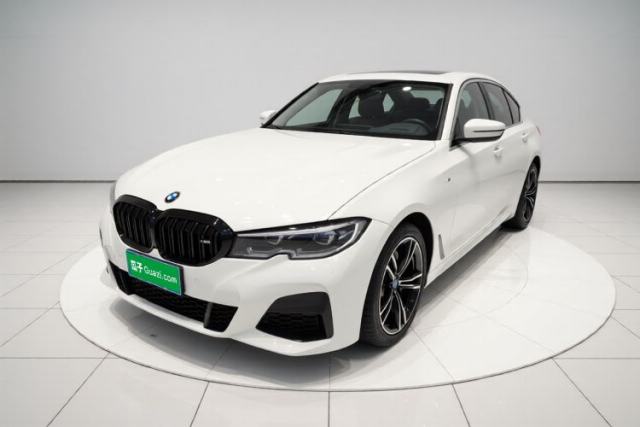 Ojetý BMW 3 Series 2022 325i M Sport Package