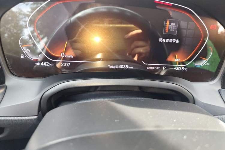 Used BMW 3 Series 2022 325Li M Sport Package Odometer Close Up