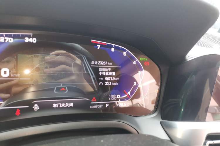 Used BMW 3 Series 2022 320Li M Sport Package Odometer Close Up
