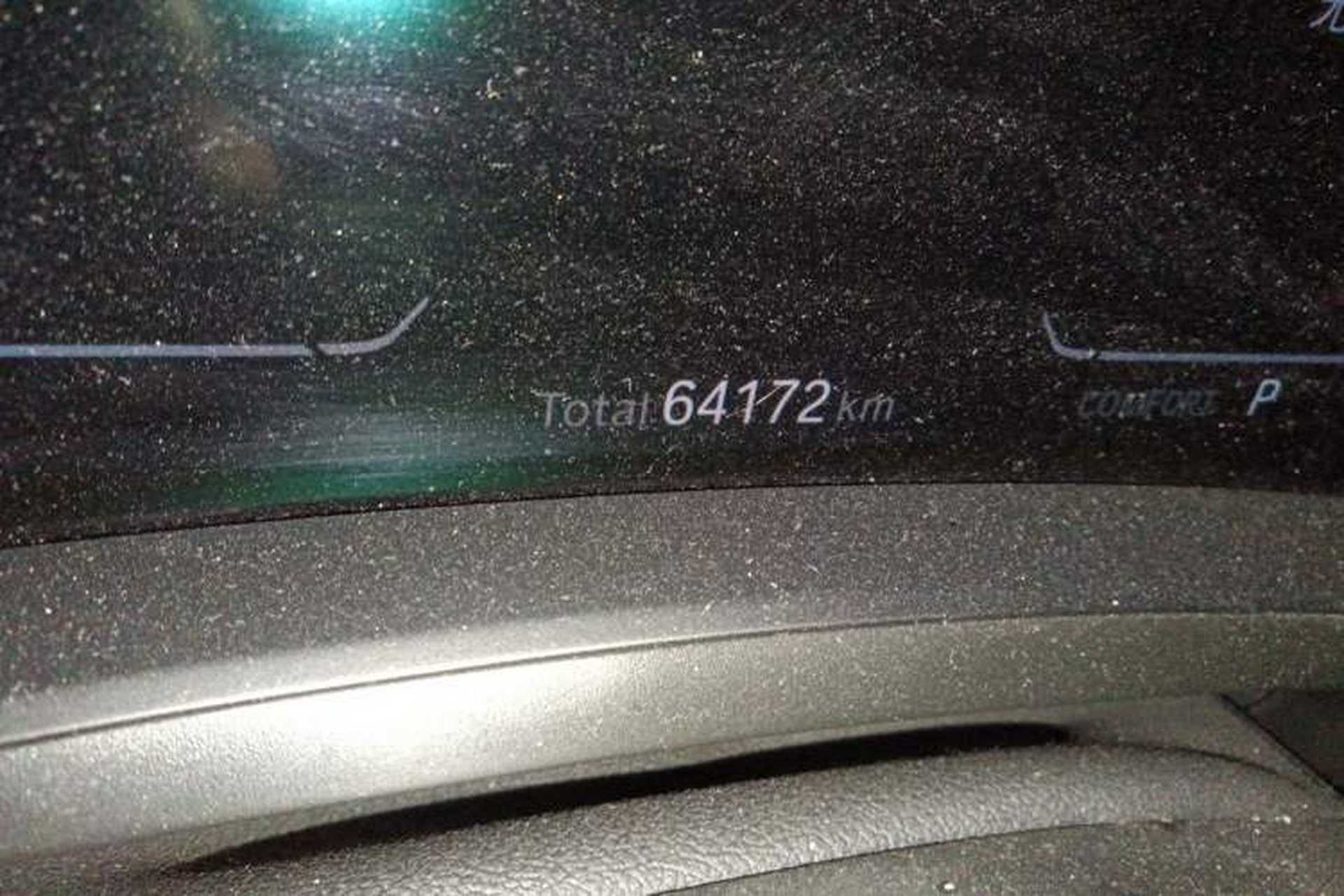 Used BMW 3 Series 2022 Restyled 320Li M Sport Package Odometer Close Up