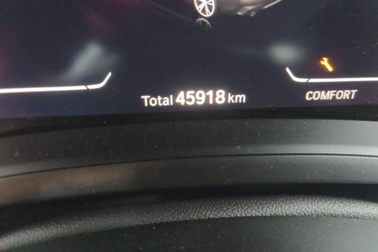 Used BMW 3 Series 2022 325i M Sport Package Odometer Close Up