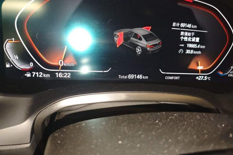 Used BMW 3 Series 2022 325i M Sport Package Odometer Close Up