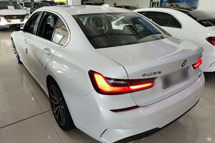 Used BMW 3 Series 2022 Restyled 320Li M Sport Package Rear Left 45 Deg