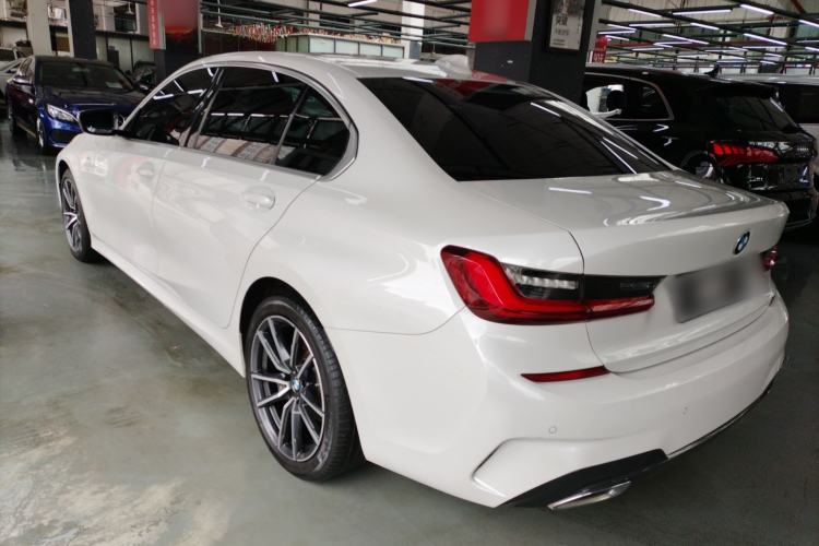 Used BMW 3 Series 2022 Restyled 320Li M Sport Package Rear Left 45 Deg