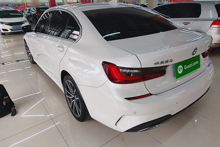Used BMW 3 Series 2022 Restyled 320Li M Sport Package Rear Left 45 Deg