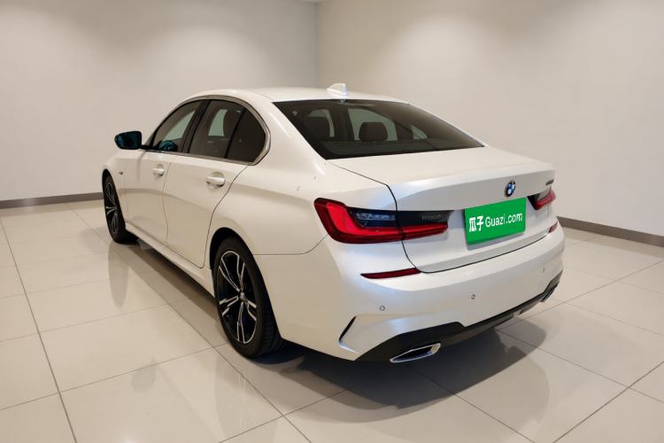 Used BMW 3 Series 2022 325i M Sport Package Rear Left 45 Deg