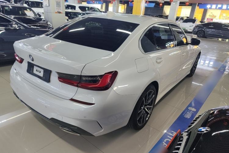 Used BMW 3 Series 2022 325Li M Sport Package Rear Right 45 Deg