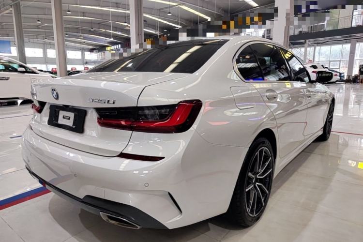 Used BMW 3 Series 2022 320Li M Sport Package Rear Right 45 Deg