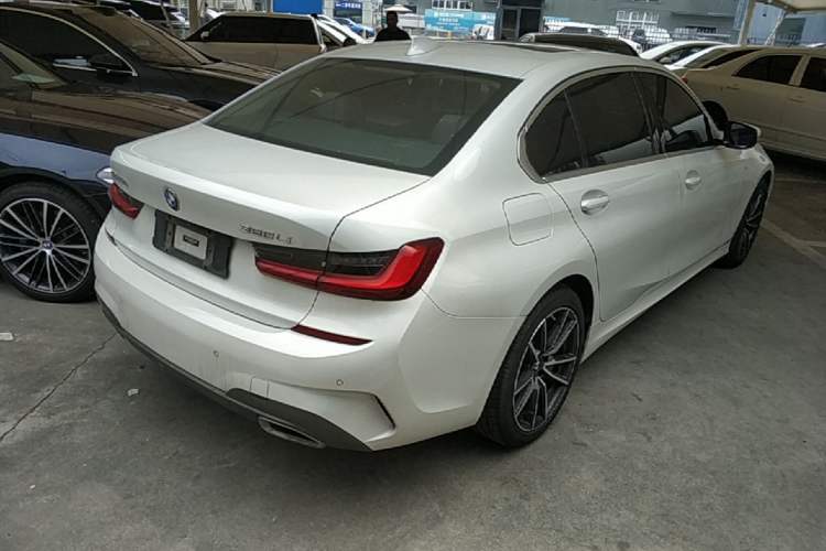 Used BMW 3 Series 2022 320Li M Sport Package Rear Right 45 Deg