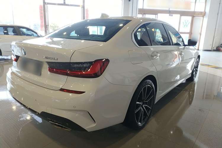 Used BMW 3 Series 2022 Restyled 320Li M Sport Package Rear Right 45 Deg