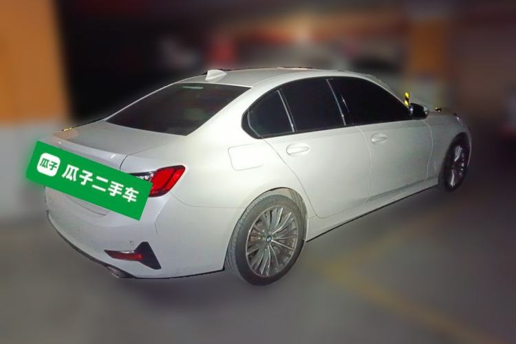 Used BMW 3 Series 2022 320i Sport Package Rear Right 45 Deg