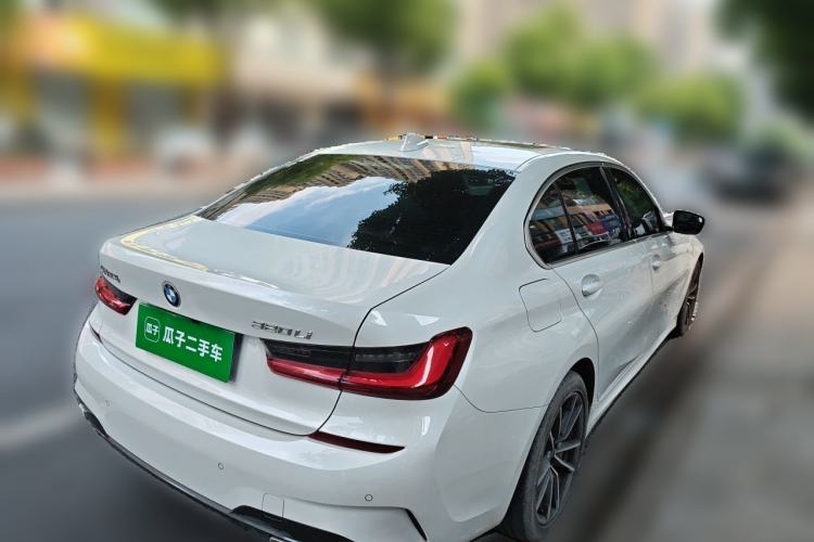Used BMW 3 Series 2022 320Li M Sport Package Rear Right 45 Deg