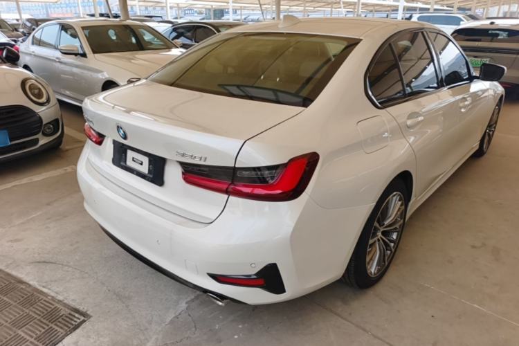 Used BMW 3 Series 2022 Updated 320i Sport Package Rear Right 45 Deg