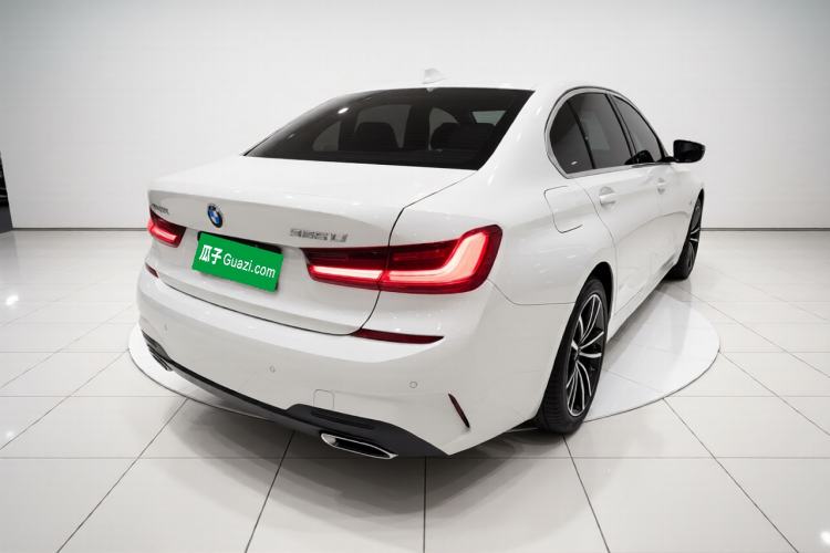 Used BMW 3 Series 2022 325Li M Sport Package Rear Right 45 Deg
