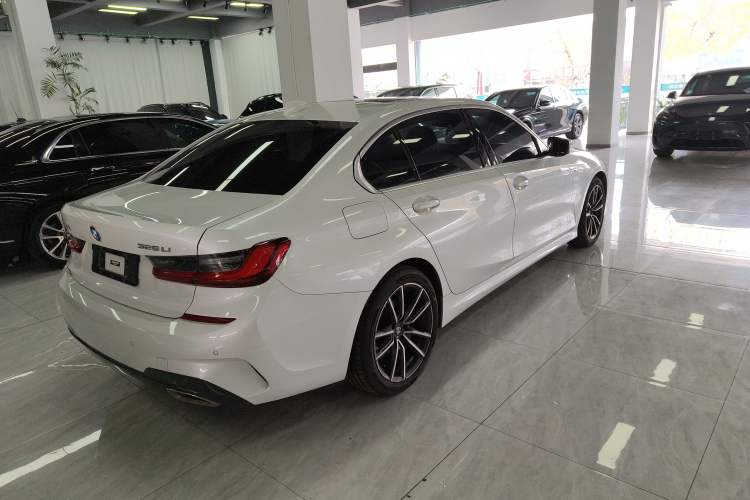 Used BMW 3 Series 2022 325Li M Sport Package Rear Right 45 Deg