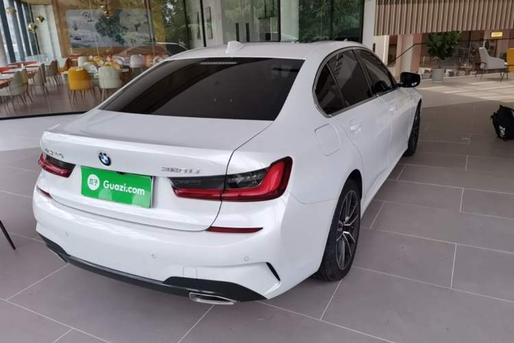Used BMW 3 Series 2022 320Li M Sport Package Rear Right 45 Deg