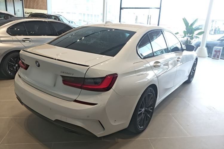 Used BMW 3 Series 2022 325i M Sport Night Edition Package Rear Right 45 Deg
