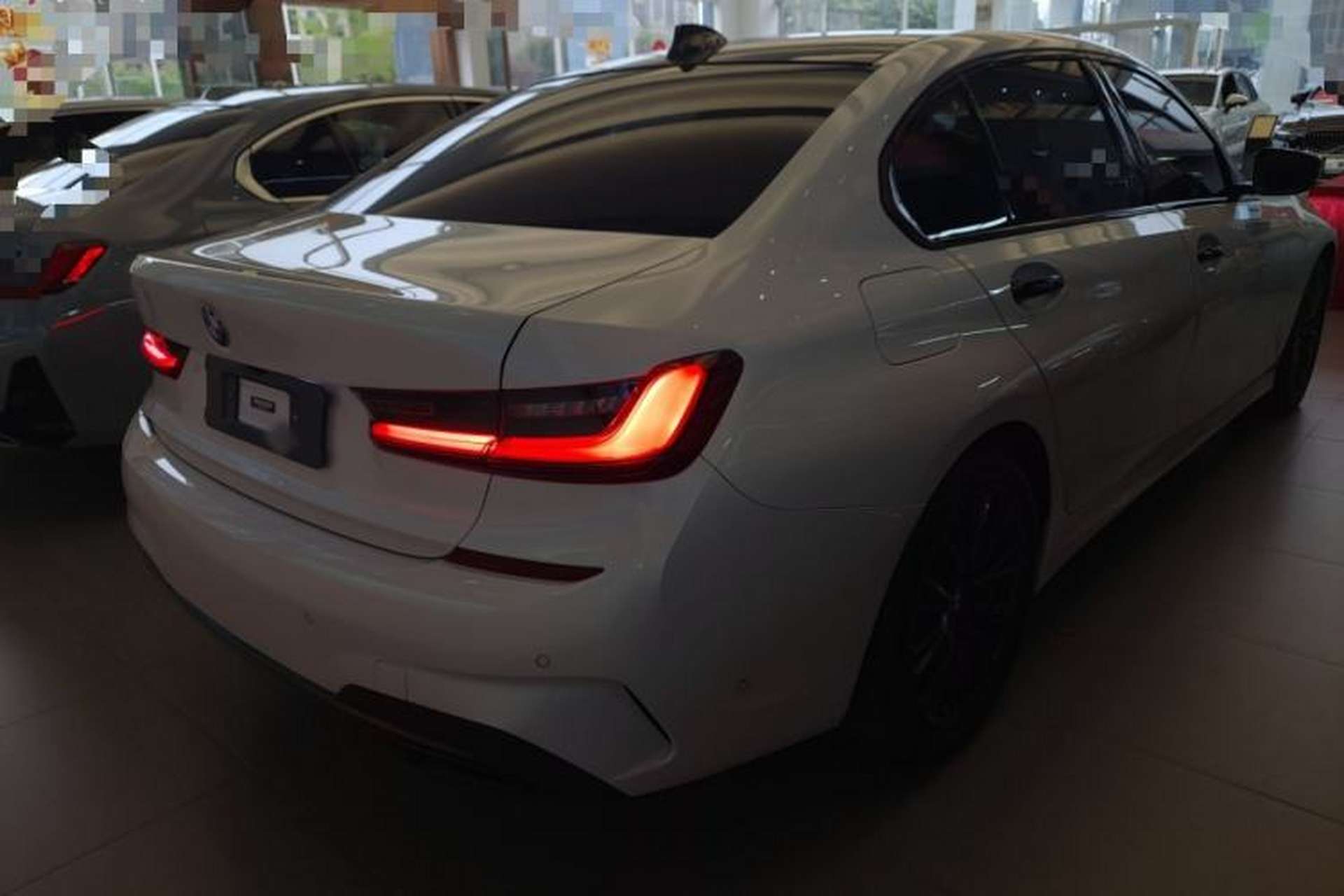 Used BMW 3 Series 2022 Restyled 325Li M Sport Night Edition Package Rear Right 45 Deg