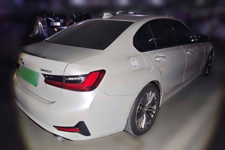 Used BMW 3 Series 2022 320i Sport Package Rear Right 45 Deg