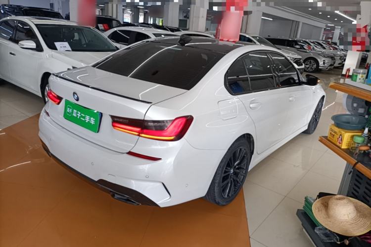 Used BMW 3 Series 2022 325i M Sport Night Edition Package Rear Right 45 Deg