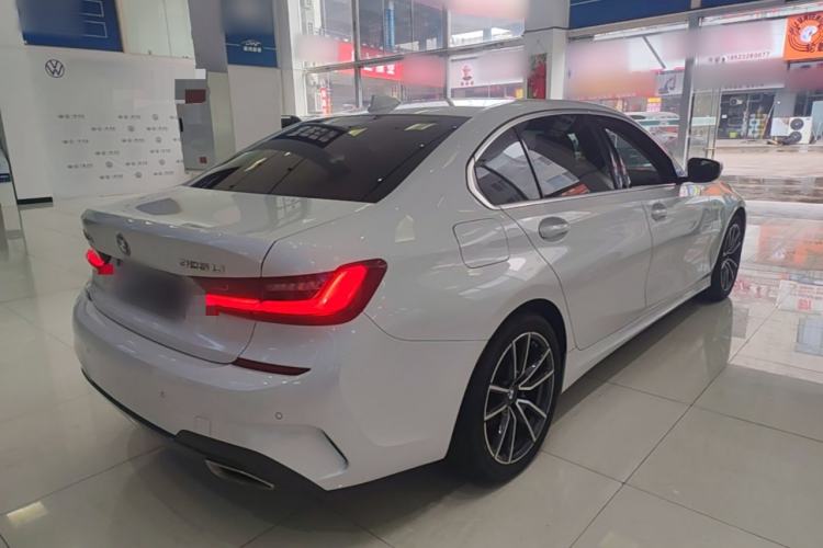 Used BMW 3 Series 2022 325Li M Sport Package Rear Right 45 Deg