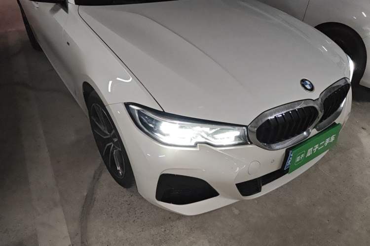 Used BMW 3 Series 2022 320Li M Sport Package Right Front Headlight