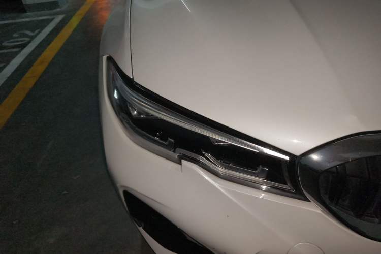 Used BMW 3 Series 2022 325Li M Sport Package Right Front Headlight